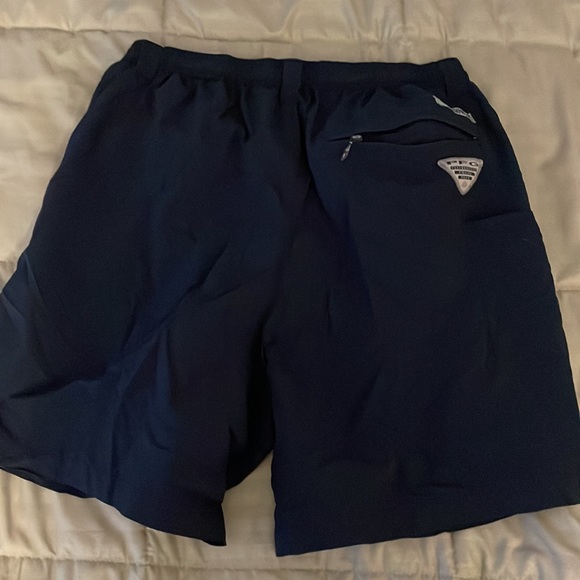 Columbia pfg shorts - Picture 2 of 3